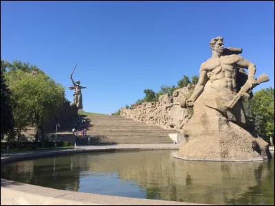 Ville russe de 1 million d'habitants située sur la Volga :