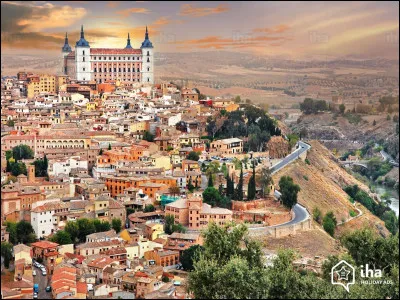 Dans quel pays se situe Tolède (Toledo) ?