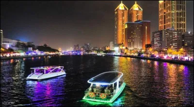 Voici la rivière de l'Amour, d'une longueur de 14 km. Elle arrose la ville de Kaohsiung, troisième ville de ce pays à l'indépendance contestée, mais bien réelle dans les faits. Quel est ce pays ?