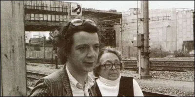 Quel métier exerçaient les parents de Marguerite Duras ?