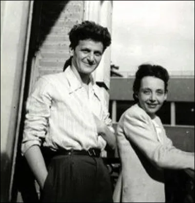 Où Marguerite Duras rencontre-t-elle Dionys Mascolo ?