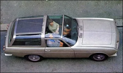 Quelques années auparavant, ce n'était qu'un "concept car", en collaboration avec un verrier, la ...