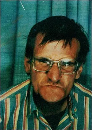 Francis Heaulme est 'le routard du crime'. Il tua au gr de sa route partout en France des hommes, des femmes, des jeunes, des vieux... Il tua peut-tre plus de 40 fois. Quelle est sa particularit ?