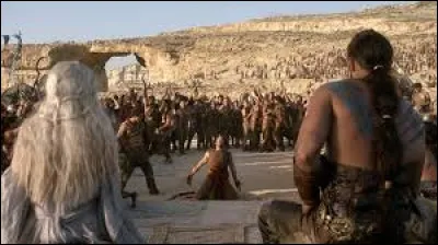 Un mariage Dothraki sans au moins combien de morts est consid&eacute;r&eacute; comme une affaire ennuyeuse ?