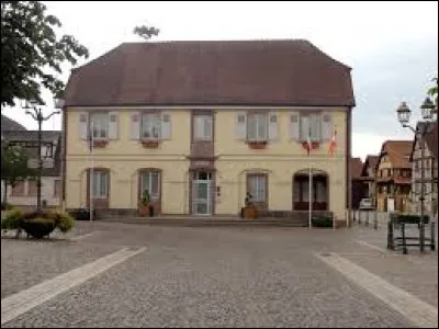 Commune du Grand-Est, dans l'arrondissement de Molsheim, Duppigheim se situe dans le département ...