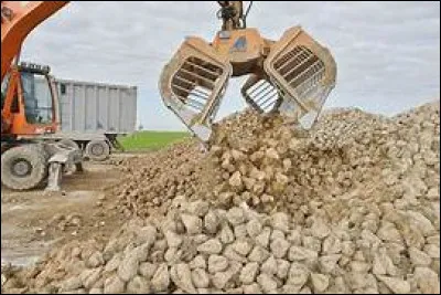Pour quelle quantité de sucre obtient-on une densité de 1 ?