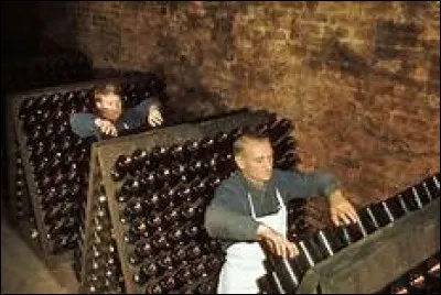 Quelle est la durée minimum du remuage manuel ? (30 tenues)