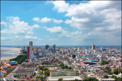 Guayaquil, 2,7 millions d'habitants, est une ville d' ...