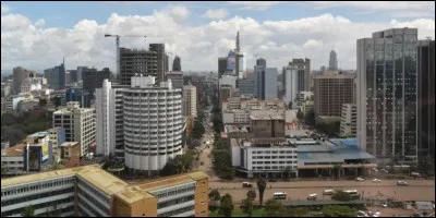Nairobi, 4 millions d'habitants, est une ville d' ...