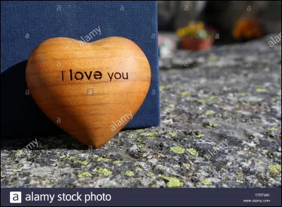 Quel rappeur est le cousin de Fredo Santana ?