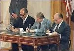 Quel prsident amricain signe avec Sadate et Begin, les accords de Camp David ?
