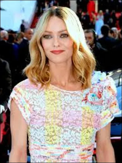 Avec qui Vanessa Paradis a-t-elle eu une relation ?