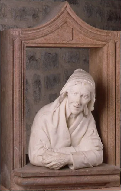 Cette sculpture de Max Claudet représente la Mère Patey qui était...