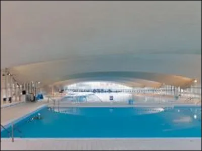 Quelle est la longueur d'une piscine olympique ?