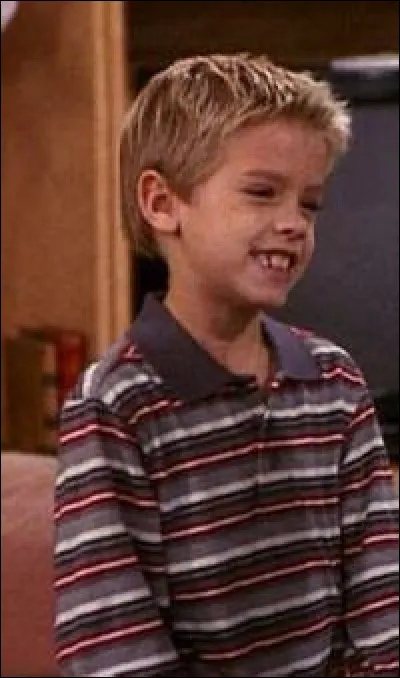 Quel membre de la bande enseigne son répertoire de blagues à Ben ?