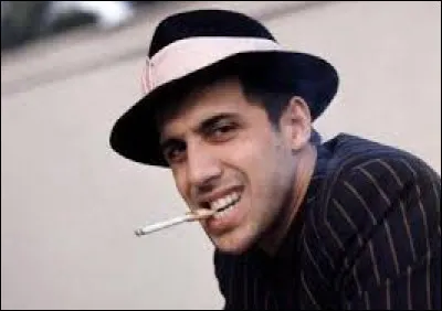 Quelle équipe termina sur la troisième marche du podium ?