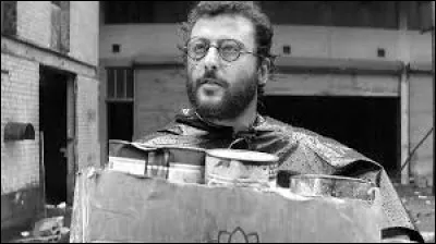 À qui doit-on "Le Dernier Combat" ?