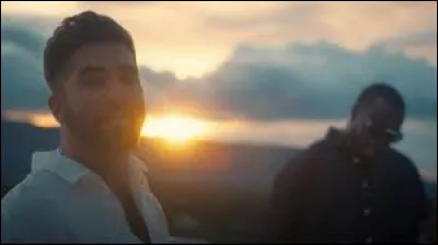 Avec qui Gims a-t-il chanté "Dernier métro" ?