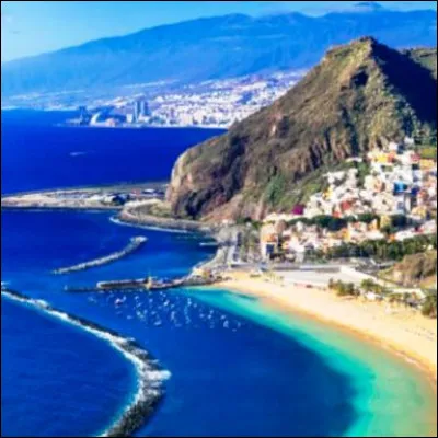 Dans quel archipel de Macaron&eacute;sie se trouve l�&icirc;le de Tenerife ?
