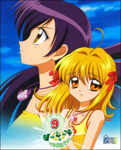 Sur cette photo Lucie est avec...