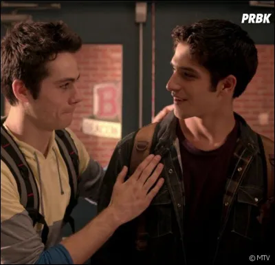 Dans quelle saison Scott et Stiles se disputent-ils ?