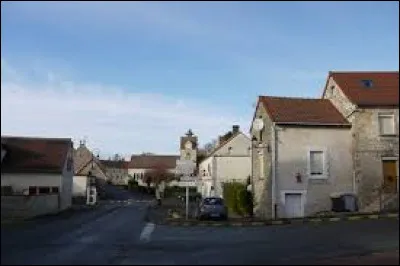 Petit tour dans les Hauts-de-France, à Grisolles. Village de la Communauté d'agglomération de la région de Château-Thierry, il se trouve dans le département ...