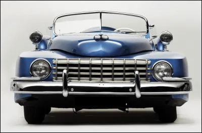 Tout de même, Lloyd Templeton aura dépensé quelques 12 000 $ de l'époque, alors que la plus luxueuse Cadillac du moment valait ...