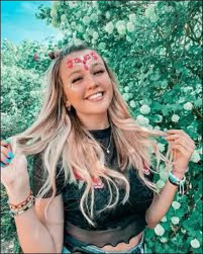 Grâce à quelle application est-elle connue ?