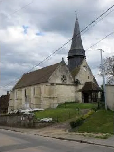 Voici l'église Notre-Dame de Fournival. Commune de l'arrondissement de Clermont, elle se situe dans le département ...