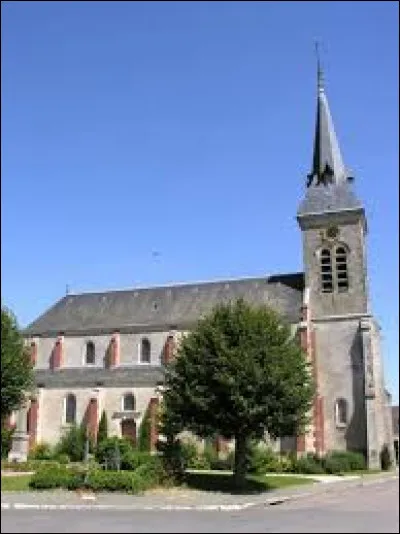 Nous sommes toujours dans le Centre-Val-de-Loire, cette fois devant l'église Saint-Germain de Villamblain. Commune de l'aire urbaine Orléanaise, dans la région agricole de la Beauce de Patay, elle se situe dans le département ...