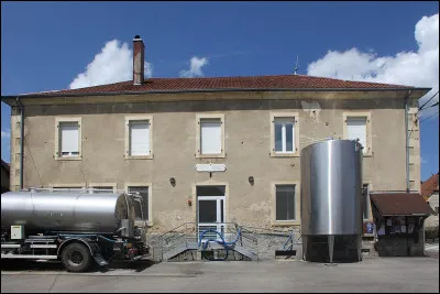 Dans le droit coutumier, qu'était-ce que l'humière ?