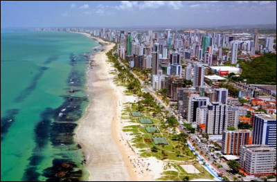 Recife, 1,5 million d'habitants, est une ville d'...
