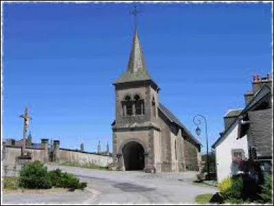Village néo-aquitain, dans l'arrondissement d'Ussel, Merlines se situe dans le département ...