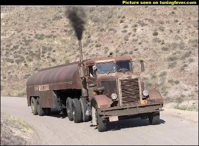 Si vous voyez ce camion dans votre rtroviseur, il ne vous reste plus qu' prier ... De quel film provient-il ?