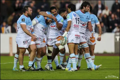 En 1951, qu'est-ce qui est au canon dans le film sur la guerre de Corée de Samuel Fuller ?