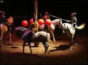 D'o� est originaire le chant qui commence par 'O mon beau cheval' ?