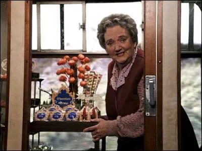 Te voilà maintenant dans le Poudlard Express ! Le train est à mi-chemin et tu as un petit creux, que prends-tu ?