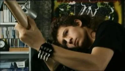 Comment se nomme le morceaux de mtal compos par Kamel