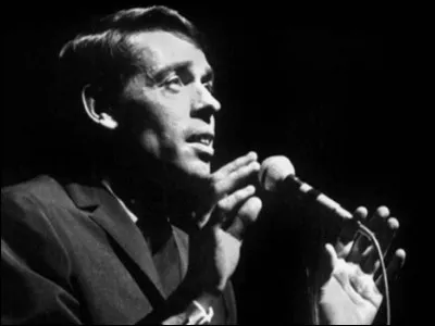 ''Laisse-moi devenir
L'ombre de ton ombre
L'ombre de ta main
L'ombre de ton chien''

De quelle chanson de Jacques Brel ces paroles sont-elles extraites ?