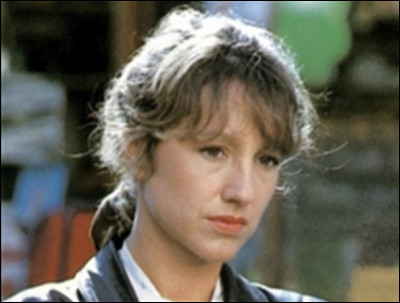 Qui est cette actrice qui joue le double rôle ''d'Hélène Georges / Patricia Meyrand'' dans le film ''J'ai épousé une ombre'' de Robin Davis ?