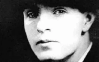 Qui est cet écrivain américain dont le roman ''J'ai épousé une ombre'' a fait l'objet de deux autres adaptations cinématographiques aux États-Unis ?