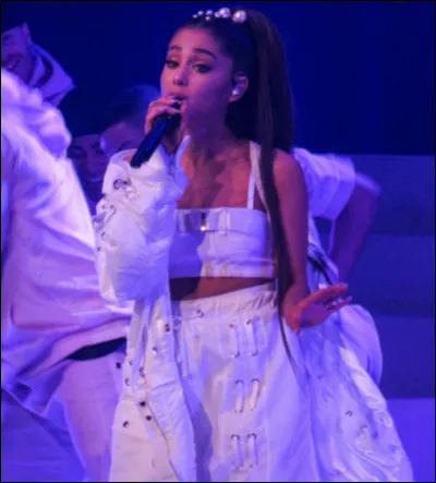 Pourquoi a-t-elle adopté son cochon Piggy Smallz ?