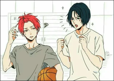 Qui est la première personne à s'excuser ?