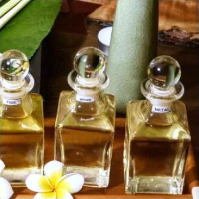 De quelle fleur est extraite l�huile de mono&iuml; ?