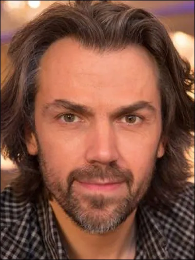 Gratte sur sa toile, c'est l'...