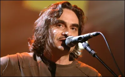 Quelle est la nationalité de Stephan Eicher auteur-compositeur de la chanson ''Combien de temps'' ?