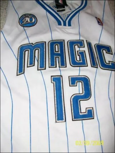 A quelles equipe appartien ce mallot ?