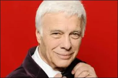 Humoriste né à Alger dans les années 30, connu pour son humour caustique et corrosif, il s'agit de...