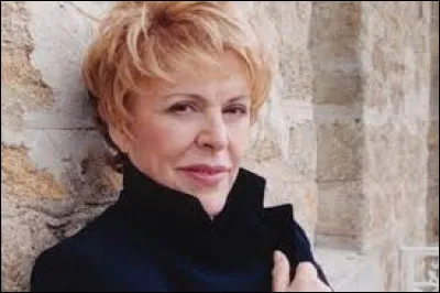 Née dans les années 30, parmi ses personnages on y trouve une bourgeoise snob ou encore madame Touchard, il s'agit de...