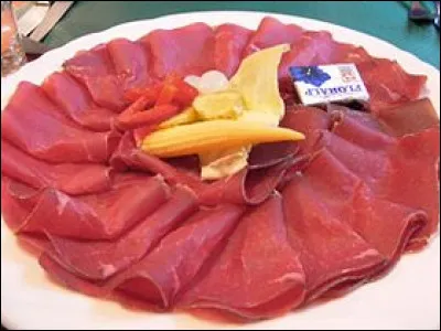 Quand nous aurons terminé ce plat de charcuterie du terroir, que ferons-nous ?